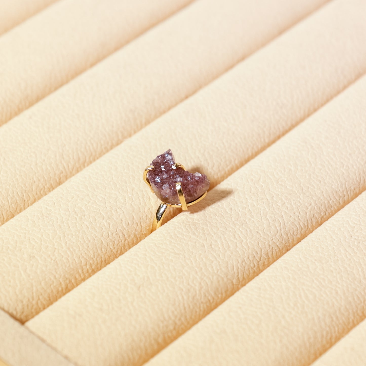 Moon-shaped Amethyst Ring