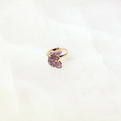 Moon-shaped Amethyst Ring